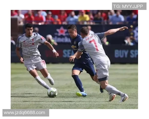 19岁192天！韦德拉奥果成德国队史首秀破门第二年青球员的背面